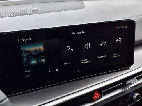 New 2026 Kia Sorento S w/ S Panoramic Sunroof Package FWD image 4