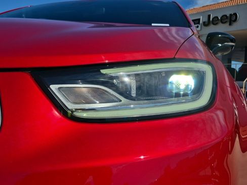 New 2025 Chrysler Pacifica Limited w/ Trailer Tow Group image 16