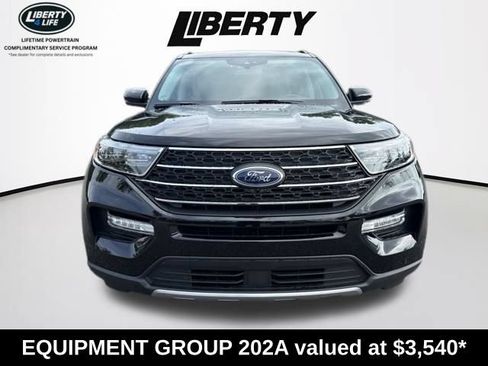 Used 2023 Ford Explorer XLT w/ Equipment Group 202A AWD/4WD image 2