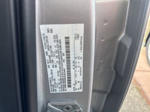Used 2018 Ford Escape SE AWD/4WD image 3