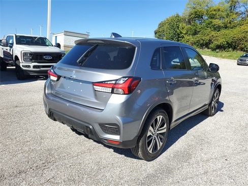Used 2021 Mitsubishi Outlander Sport SE image 4