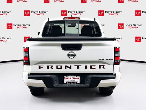 Used 2022 Nissan Frontier SV image 6