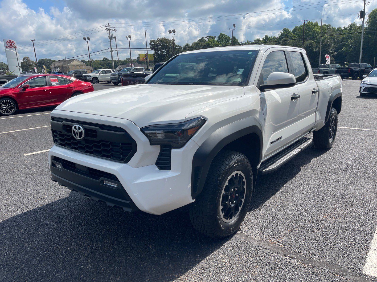 Used 2024 Toyota Tacoma TRD Off-Road AWD/4WD image 3