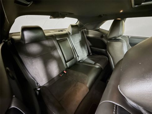 Used 2022 Dodge Challenger GT w/ Plus Package image 27