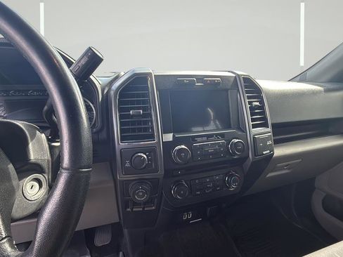 Used 2018 Ford F150 XLT w/ Equipment Group 302A Luxury AWD/4WD image 14