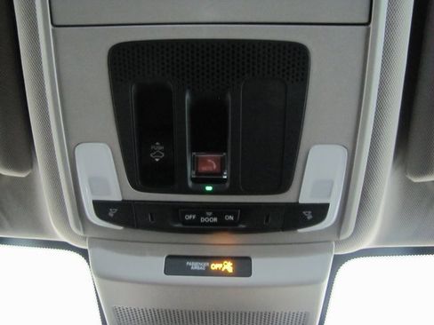 Certified 2023 Honda Accord EX image 5
