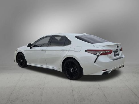 Used 2024 Toyota Camry XSE FWD image 4