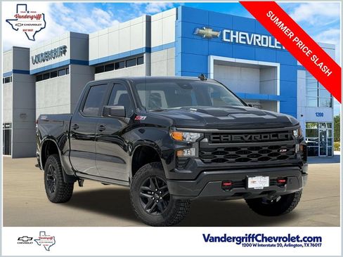 New 2026 Chevrolet Silverado 1500 Custom Trail Boss AWD/4WD image 1