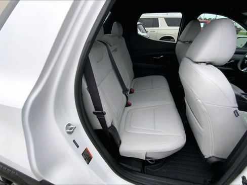 Used 2025 Hyundai Santa Cruz SEL FWD image 19