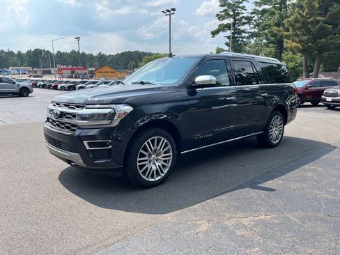 Used 2022 Ford Expedition Max Platinum image 3