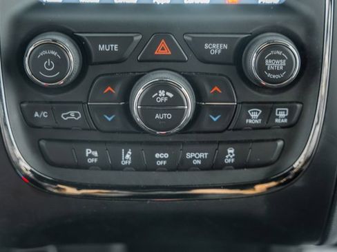 Used 2019 Dodge Durango R/T w/ Technology Group image 26