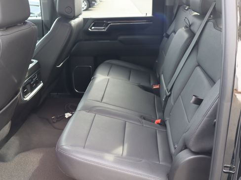 Used 2024 Chevrolet Silverado 3500 LTZ w/ LTZ Plus Package image 34