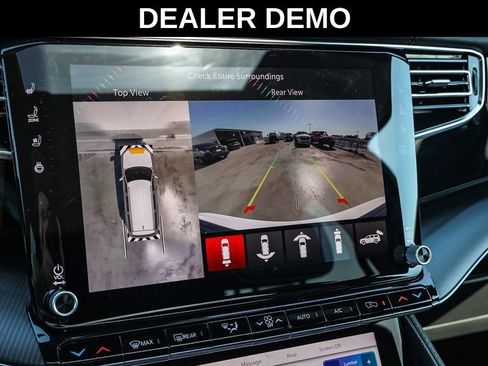 New 2025 Jeep Grand Wagoneer L Series II Obsidian w/ Quick Order Packagew 28T image 24