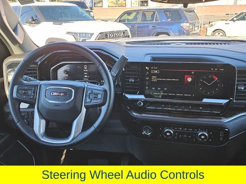 Used 2024 GMC Sierra 1500 Elevation image 9