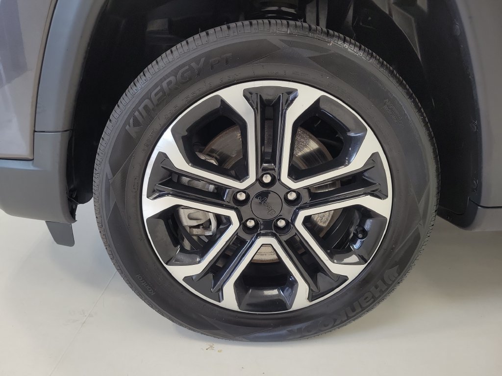 Used 2024 Jeep Compass Limited AWD/4WD image 8