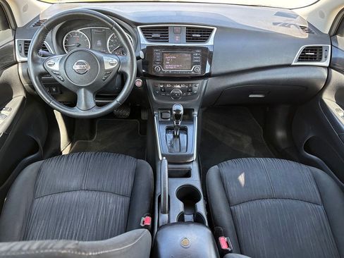 Used 2018 Nissan Sentra SV FWD image 9