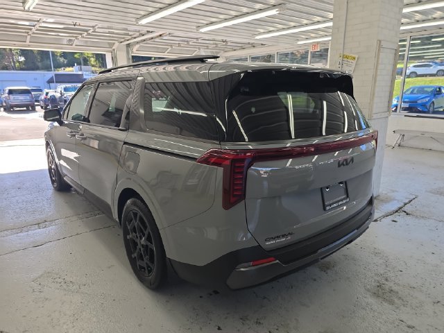 Used 2026 Kia Carnival SX Prestige FWD image 3