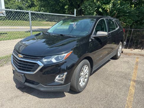 Used 2019 Chevrolet Equinox LS FWD image 1