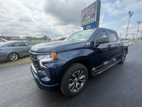 Used 2023 Chevrolet Silverado 1500 RST AWD/4WD image 8