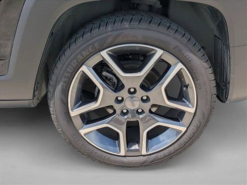 Used 2021 Jeep Renegade Sport FWD image 8
