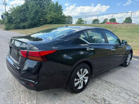 Used 2019 Nissan Altima 2.5 S FWD image 7