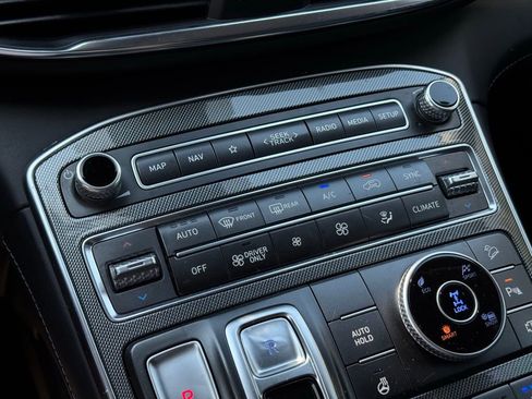 Used 2022 Hyundai Santa Fe Limited image 36