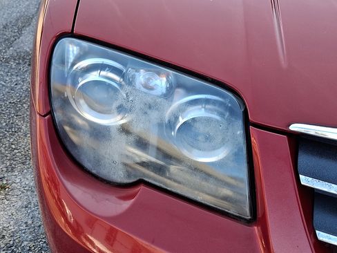 Used 2005 Chrysler Crossfire Limited image 12