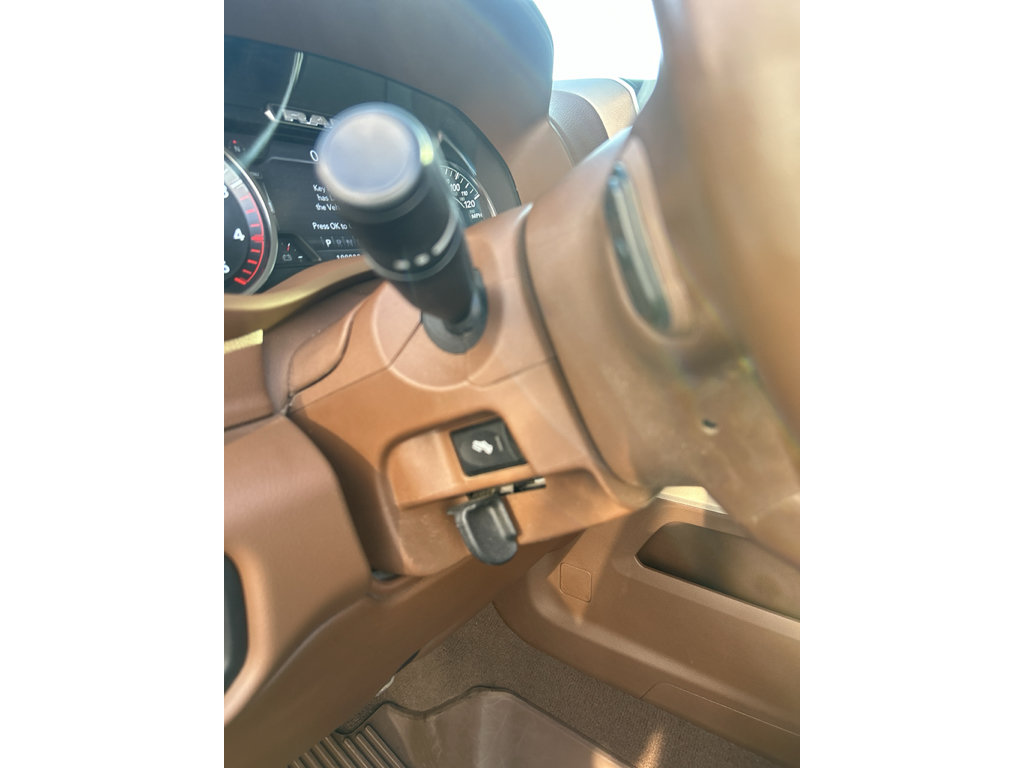 Used 2023 RAM 2500 Laramie AWD/4WD image 18