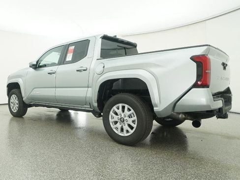 New 2026 Toyota Tacoma SR5 RWD image 4