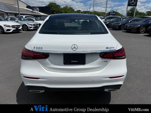 Used 2023 Mercedes-Benz E 350 4MATIC Sedan image 7