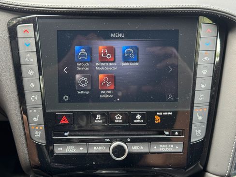 Used 2024 INFINITI QX50 Sport FWD image 30