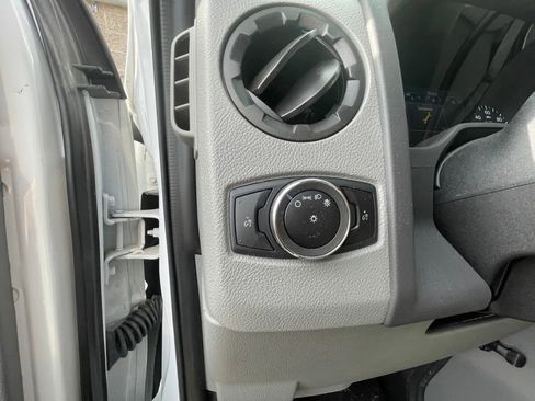 New 2024 Ford E-450 and Econoline 450 Super Duty w/ Driver's Safety Package RWD image 15