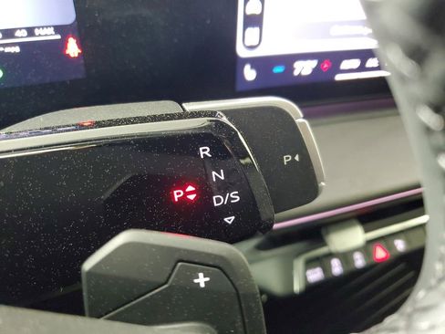 New 2026 Audi Q3 quattro 2.0T image 32