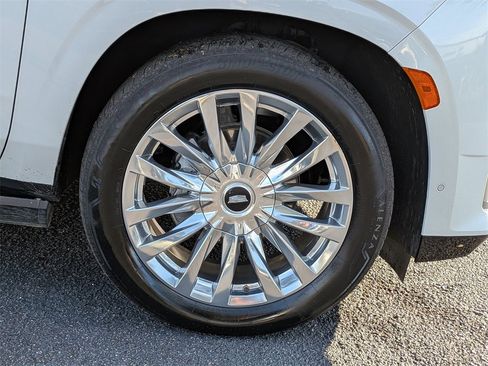 Certified 2024 Cadillac Escalade ESV Premium Luxury w/ Performance Package image 14