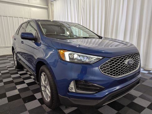 Used 2024 Ford Edge SEL w/ Convenience Package AWD/4WD image 5