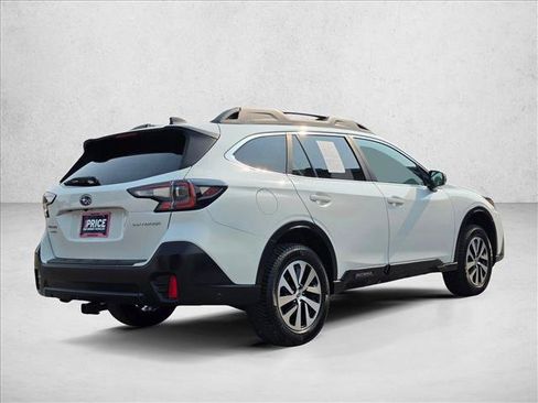 Used 2022 Subaru Outback Premium AWD/4WD image 5