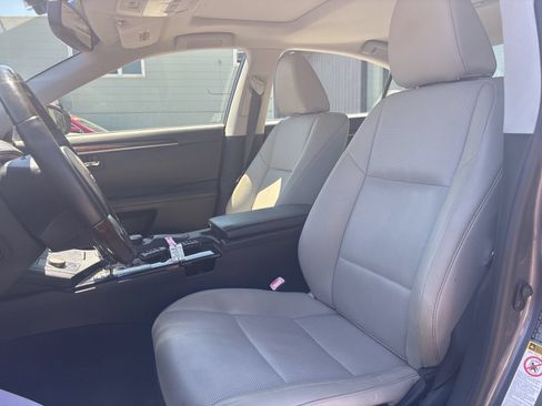Used 2015 Lexus ES 350 w/ Premium Package FWD image 13