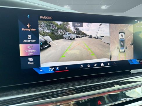 New 2026 BMW i7 xDrive60 image 24