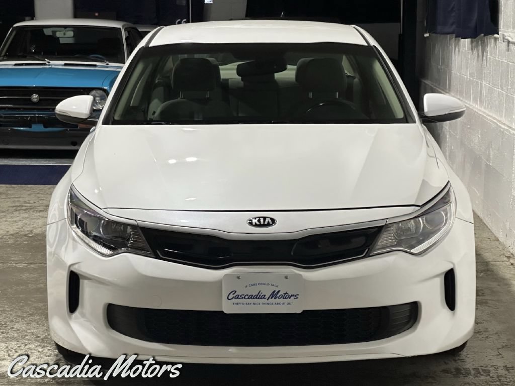 Used 2017 Kia Optima Premium FWD image 4
