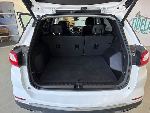 Used 2018 Chevrolet Equinox Premier FWD image 11