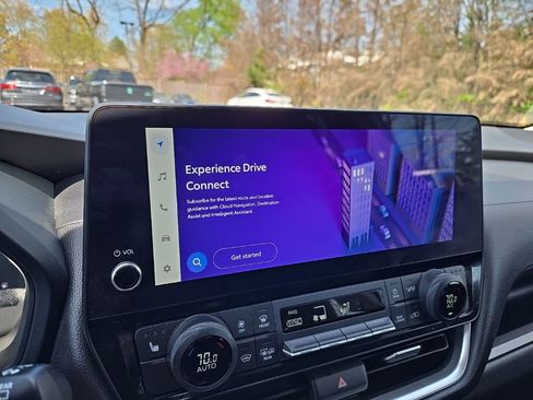 Used 2025 Toyota Grand Highlander AWD image 29