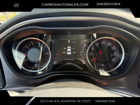 Used 2019 Dodge Challenger GT w/ Driver Convenience Group image 12