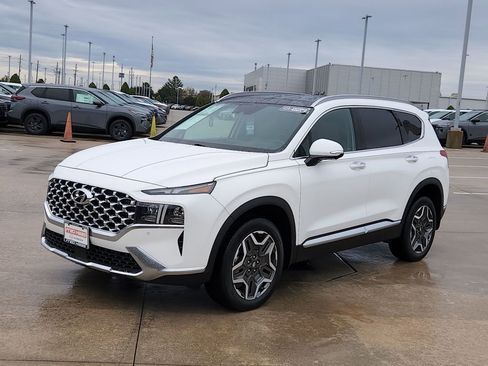 Used 2023 Hyundai Santa Fe Limited image 3