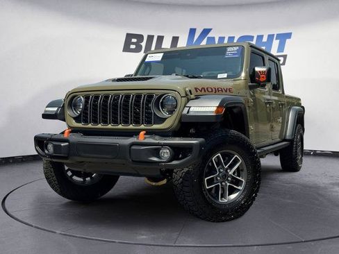 Used 2025 Jeep Gladiator Mojave w/ Steel Bumper Group AWD/4WD image 1