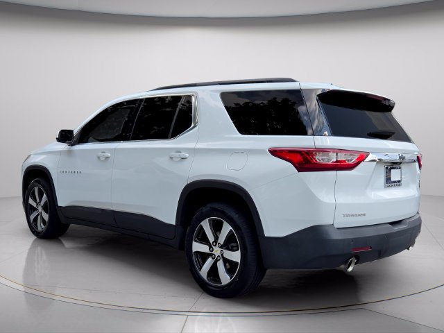 Used 2021 Chevrolet Traverse LT w/ LT Premium Package FWD image 6