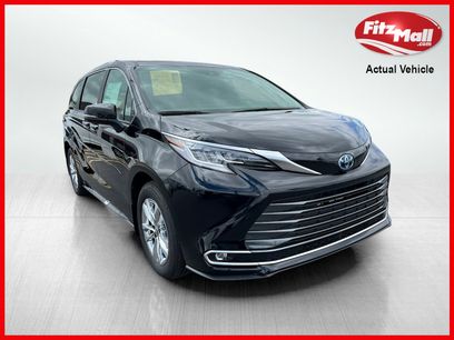 New 2025 Toyota Sienna Limited