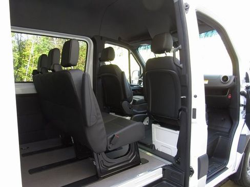 New 2026 Mercedes-Benz Sprinter 2500 image 19