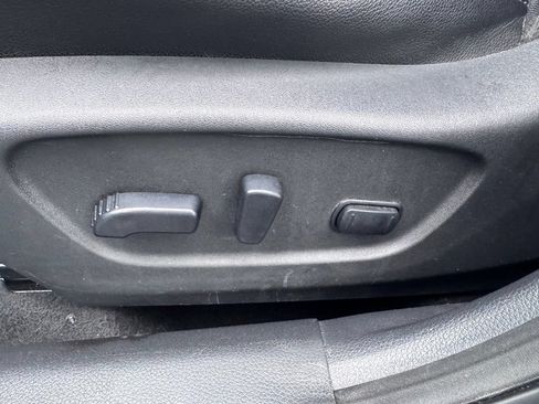 Used 2019 Nissan Rogue SL AWD/4WD image 21