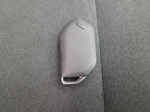Used 2025 Kia K4 FWD image 32