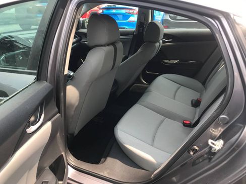 Used 2018 Honda Civic LX image 10